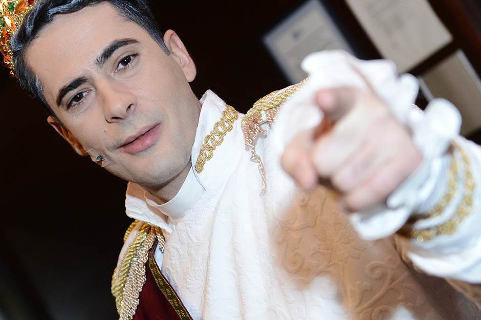 Saša Joksimović se ofarbao u plavo