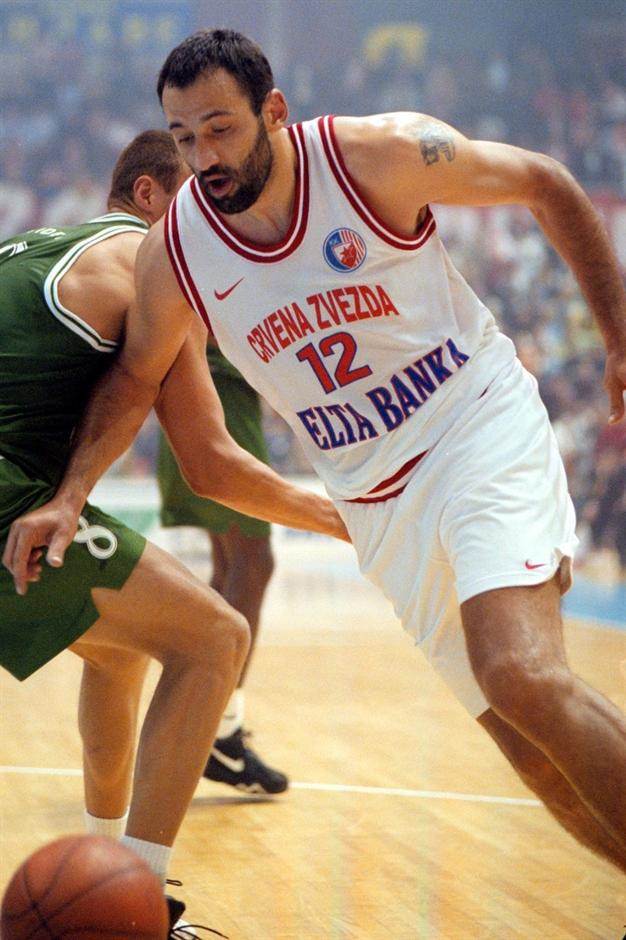 Vlade Divac igrao za Crvenu zvezdu na Božić