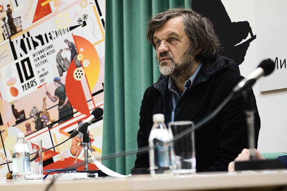 Emir Kusturica slomio nogu