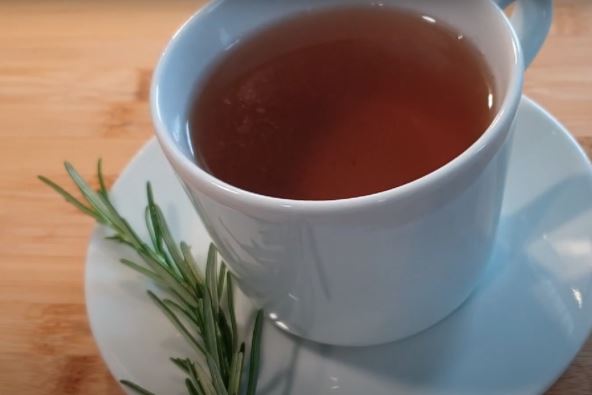 caj od ruzmarina