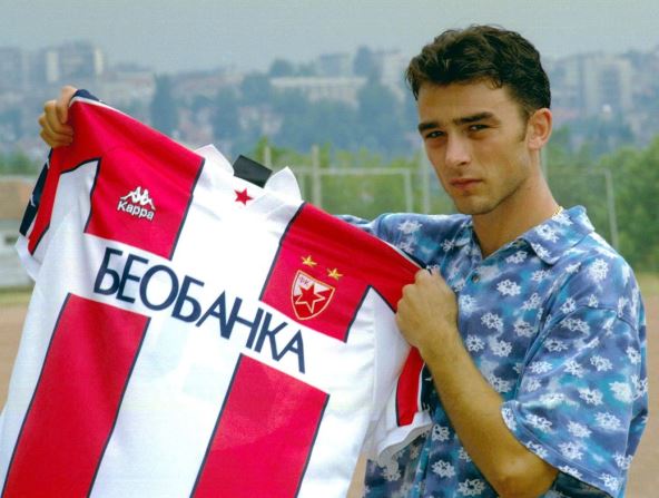 Novi dres Crvene zvezde kao retro Beobanka