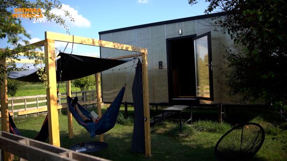 Buzzoffski kamp kućica