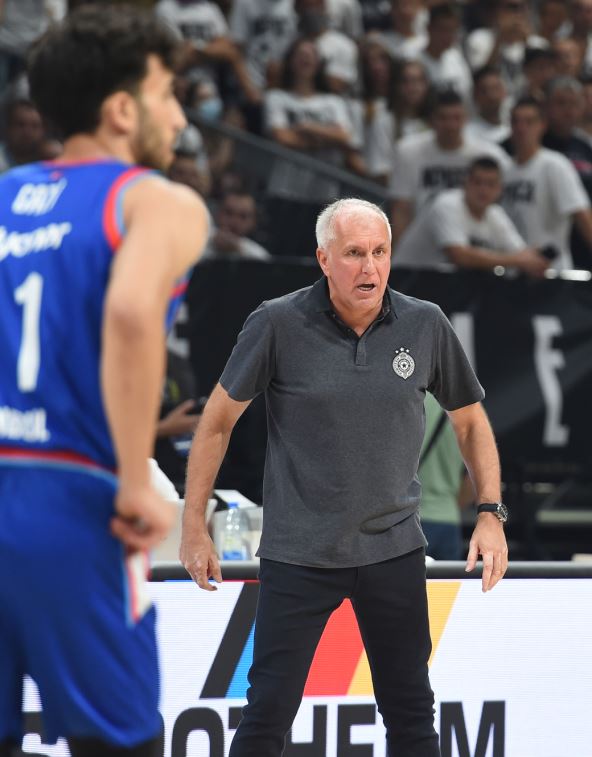 partizan, efes, košarkaška utakmica (5)