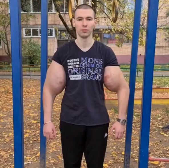 rus povecao bicepse6