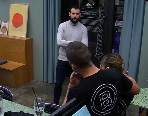 Rijaliti Bar menadžer Nenad