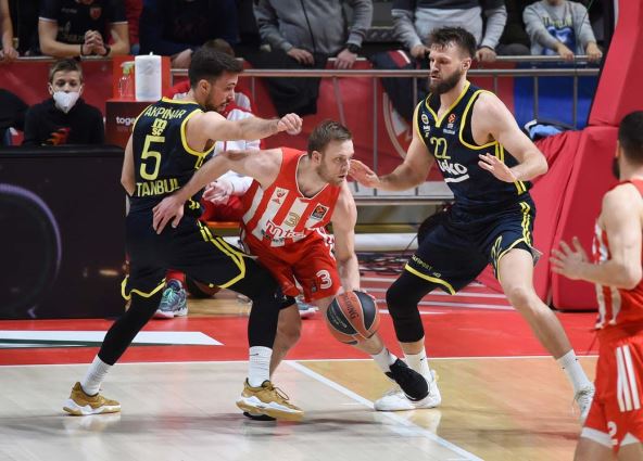 Trojka Marka Gudurića protiv Crvene zvezde