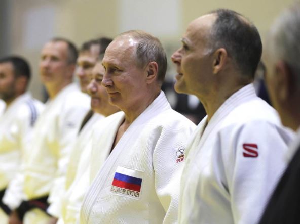 Vladimir Putin i borilački sportovi