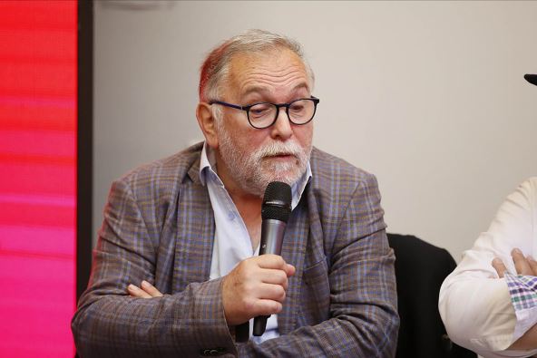 Miroslav je naveo da je Enver krio da je bolestan