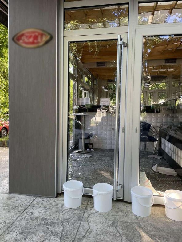 bačena bomba na pekaru na novom beogradu 1.jpg