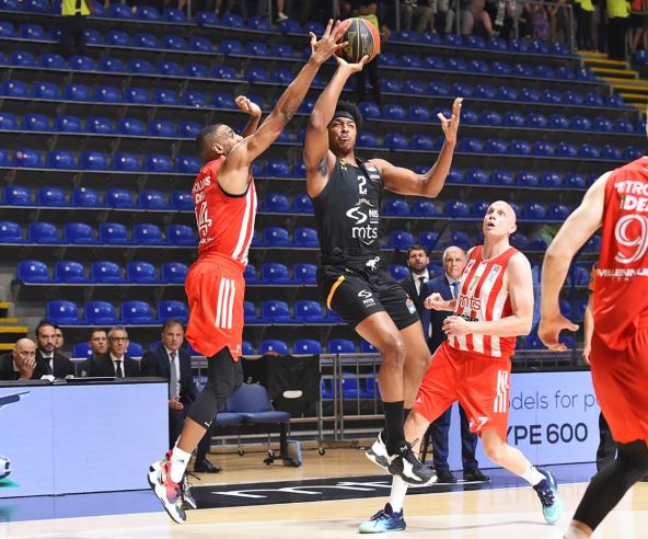 Partizan Crvena Zvezda ABA finale (31).jpg