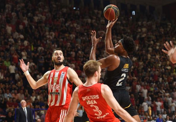 Crvena Zvezda partizan KK  (9).jpg