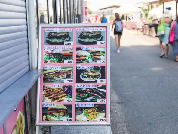 Koliko koštaju hrana piće i ležaljke na Adi Ciganliji 2025