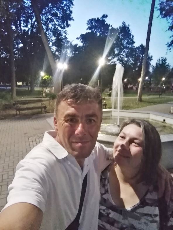 Milan pronasao zenu (3).jpg