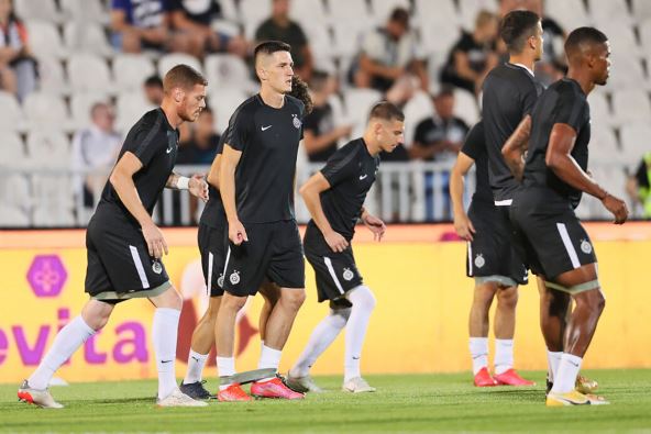 Partizan AEK Laranka pre meca (3).JPG