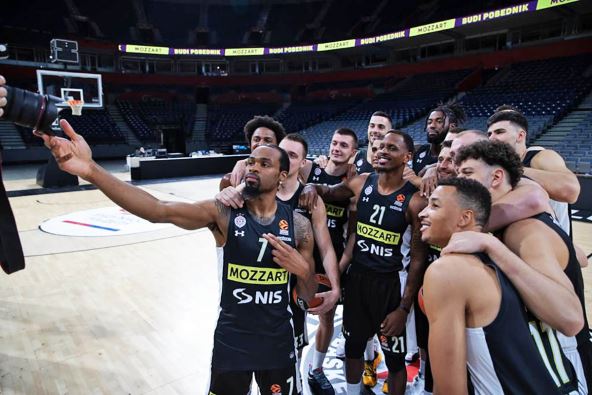 KK Partizan predstavljanje dresa (8).jpeg