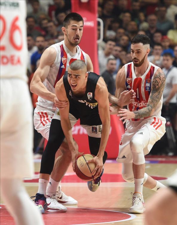 CRVENA_ZVEZDA_vs_PARTIZAN_34.jpg