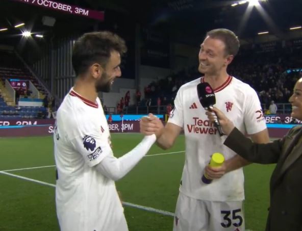 Bruno Fernandes Džoni Evans