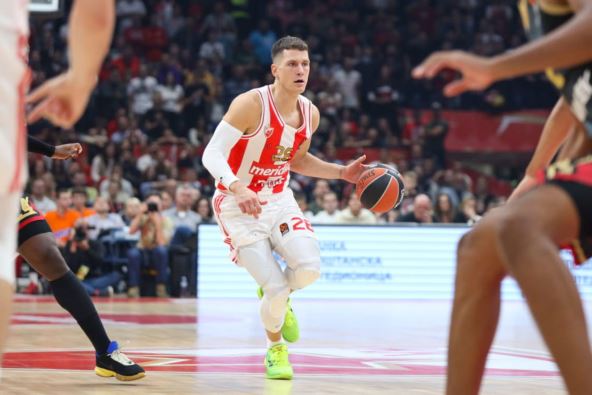 Crvena-Zvezda-Monako--(5).jpg