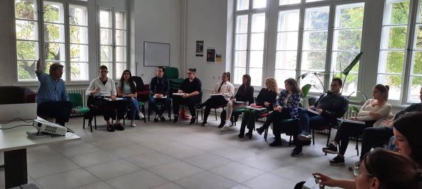 Miroslav Živković sa polaznicima.jpg