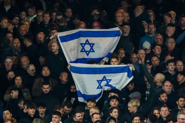 Izrael zastava na utakmici