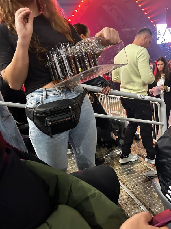 WhatsApp Image 2023-12-04 at 20.00.39_4ba623cc copy.jpg