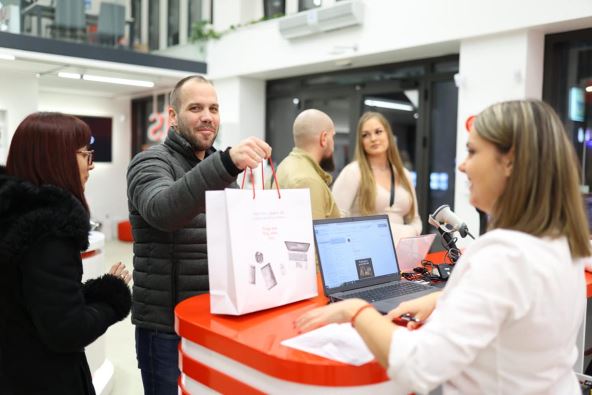 Početak prodaje Galaxy S24 uz mts pakete (5).jpg