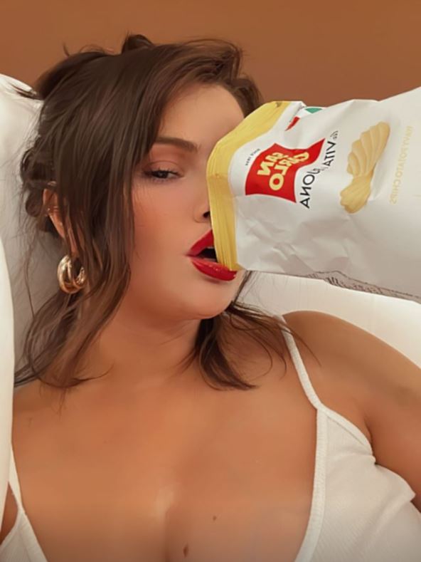 Selena4.jpg