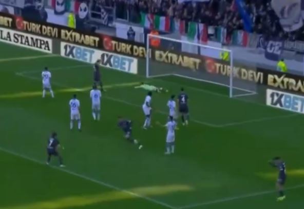 Vlahović gol (1).jpg