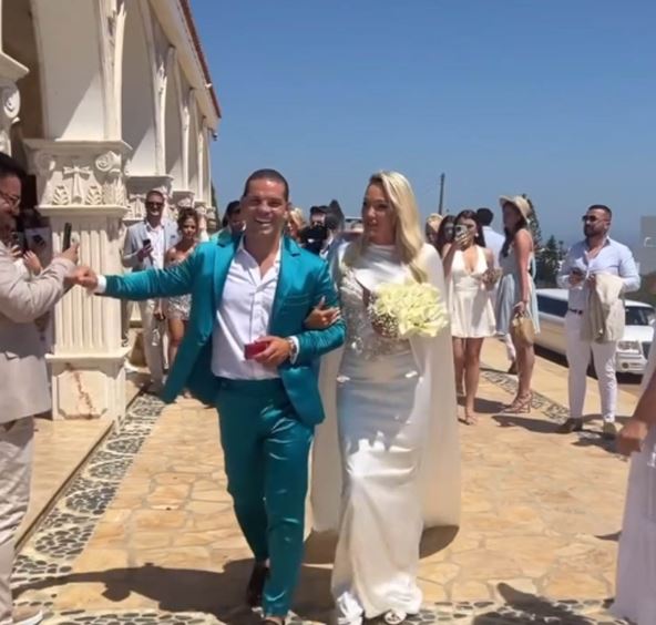 Menadžerka Sandra se udaje na Kipru