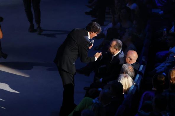 Zdravko Čolić peva u Sava Centru