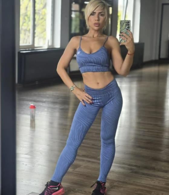 Jovana Jeremić u teretani