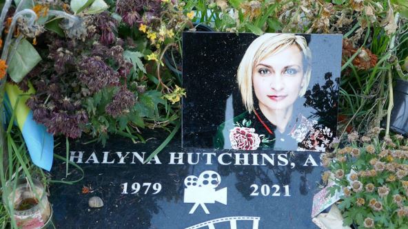 Grob Haline Hačins, ubijene snimateljke