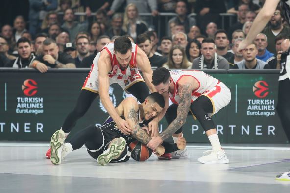OLIMPIJAKOS - PARTIZAN (27).JPG