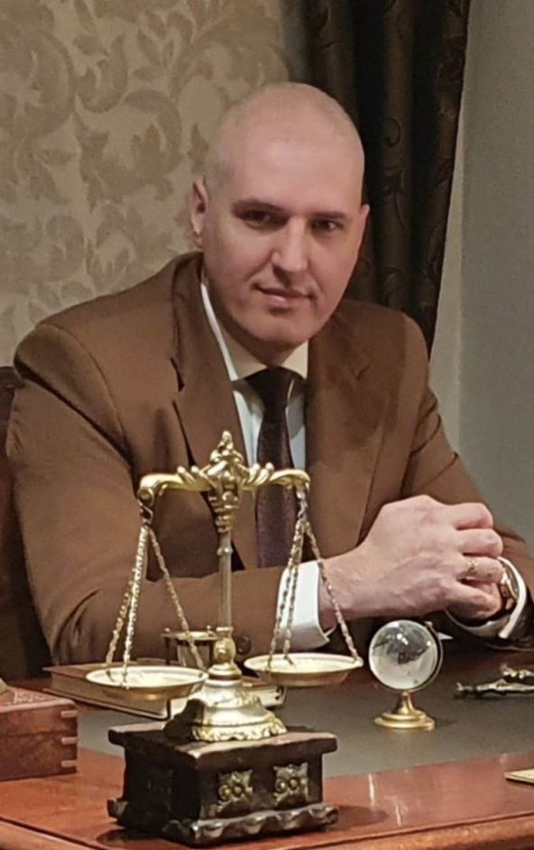 Advokat, Željko Simić