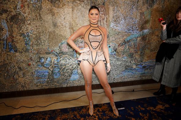 Milica ne žali para kada je reč o opremi za koncerte