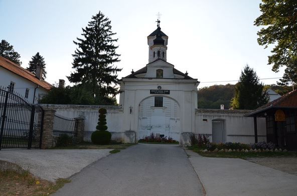 manastir Vrdnik, Fruška gora (11).jpg