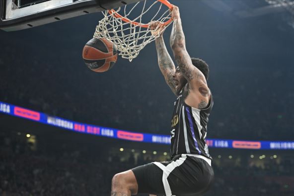 Partizan Zvezda Derbi (26).JPG