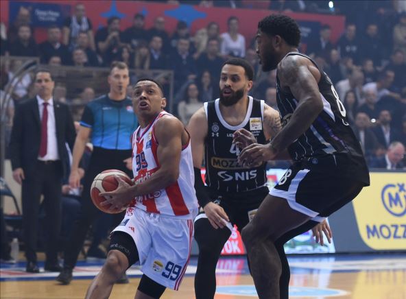 PARTIZAN_vs_CRVENA_ZVEZDA_90.jpg