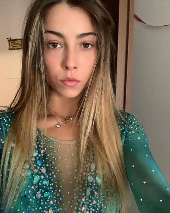 laurabarqueroskater_1691764619_3167073631812880144_4627596910.jpg