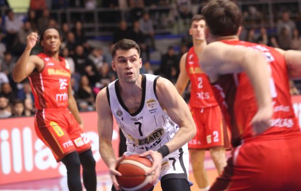 Mario Nakić
