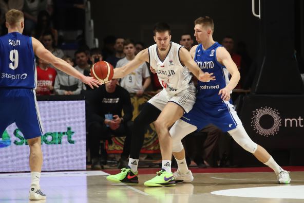 Filip Petrušev na meču Srbija - Finska
