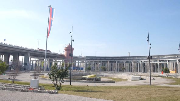 uoc00zdf copy.jpg