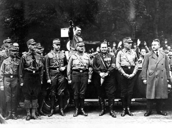 Ditrih Klages i Adolf Htiler