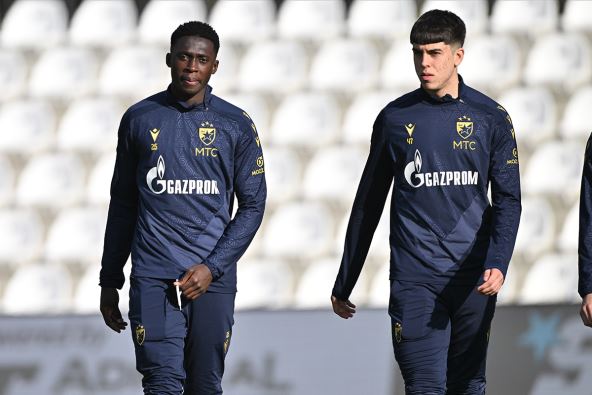 Mustafa Mamadu Fal i Strahinja Stojković.