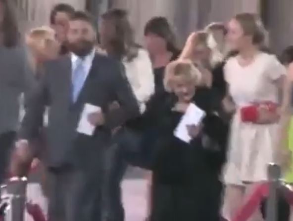 Zek Galifianakis i Mimi na premijeri mamurluka