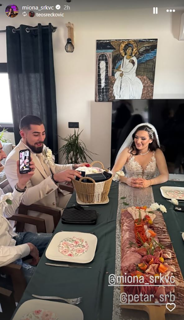 Miona Srećković Ig objava u venčanici