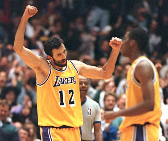 Vlade Divac u Lejkersima