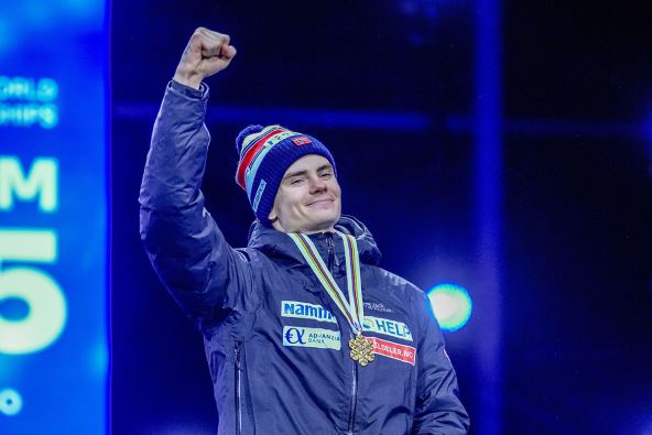 Marius Lindvik (8).jpg