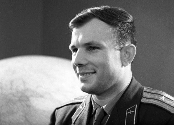 Juri Gagarin (2).jpg