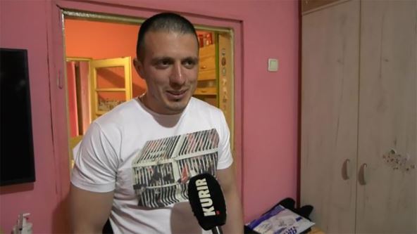 Miloš Topalović za Dekija pešačio 14 dana sve do Ostroga (1).jpg